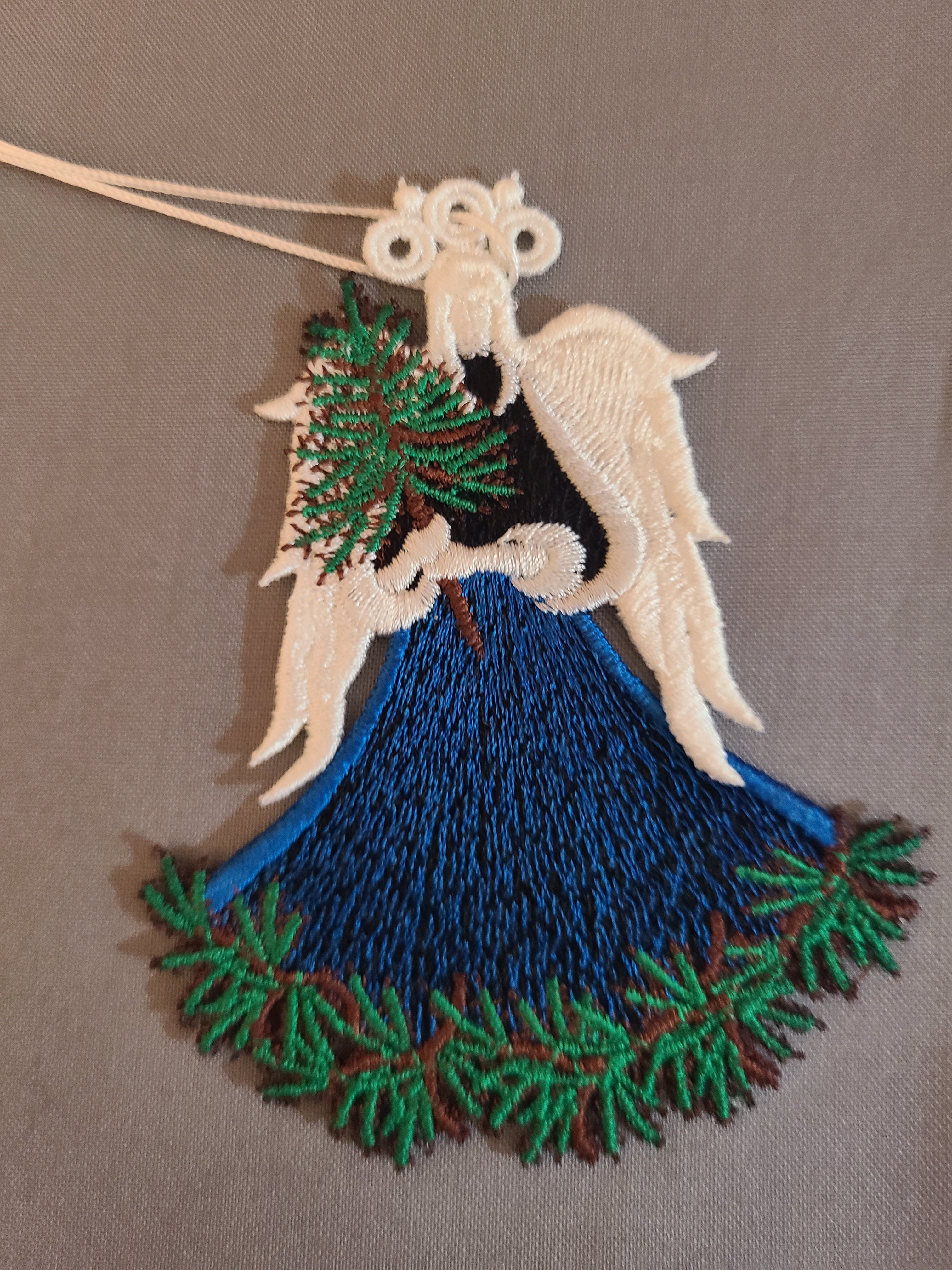 #1605 Angel of Winter